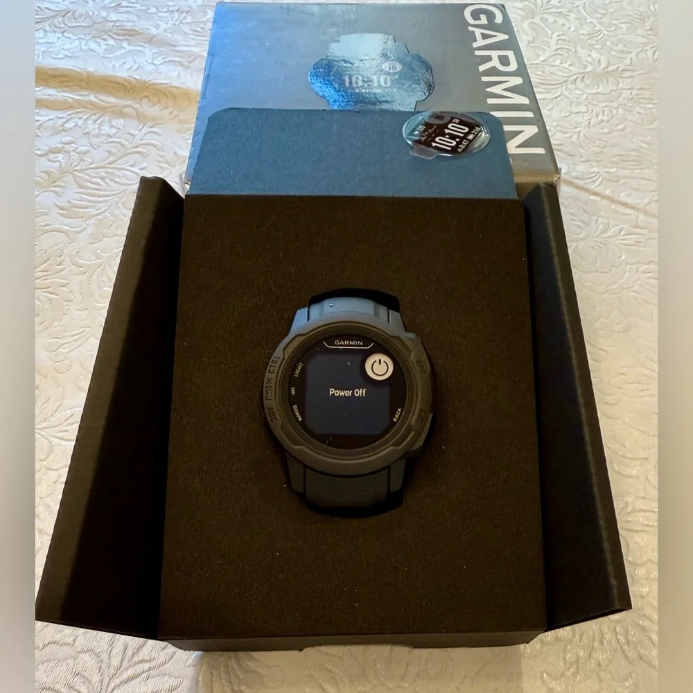 Garmin Instinct 2S Solar 40MM Standard Edition Smartwatch w/charging cable NWT